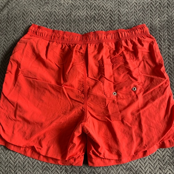 Large men’s modern amusement shorts - Picture 3 of 6